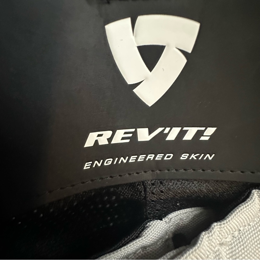 Rev It! Airwave 3 Motorcycle Unisex Pant - Picture 5 of 9